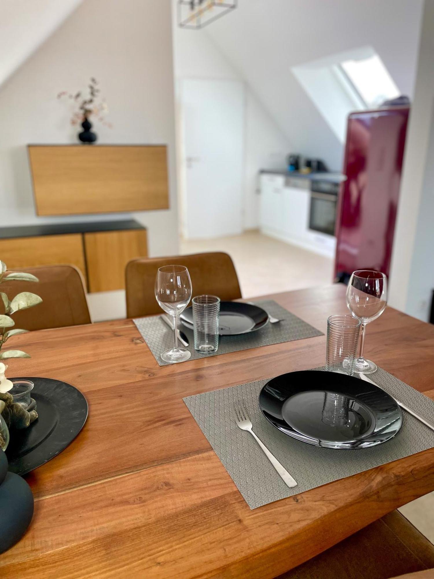 Ahaus: Stadtoase Mit Terrasse & Privater Garage Eksteriør bilde
